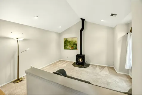 536 Parkside Drive Ashland OR 97520