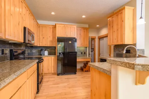 2372 NW Hazelwood Avenue Redmond OR 97756