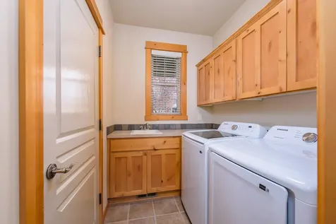 2372 NW Hazelwood Avenue Redmond OR 97756