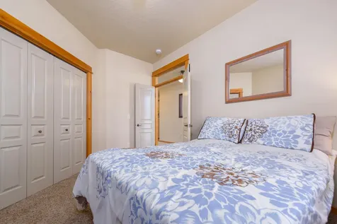 2372 NW Hazelwood Avenue Redmond OR 97756