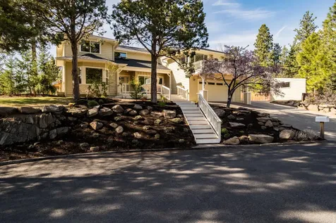 2742 NW Scandia Loop Bend OR 97703