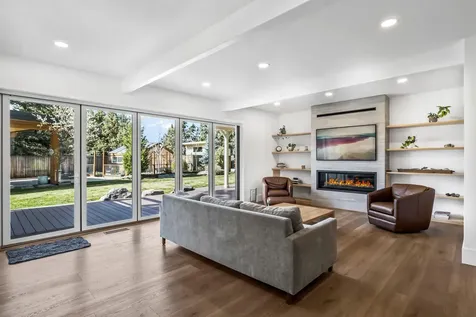 2742 NW Scandia Loop Bend OR 97703
