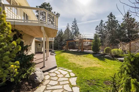 2742 NW Scandia Loop Bend OR 97703