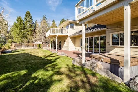 2742 NW Scandia Loop Bend OR 97703