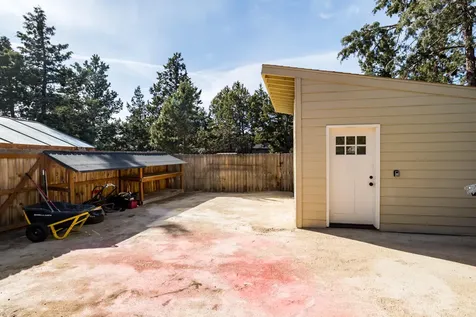2742 NW Scandia Loop Bend OR 97703