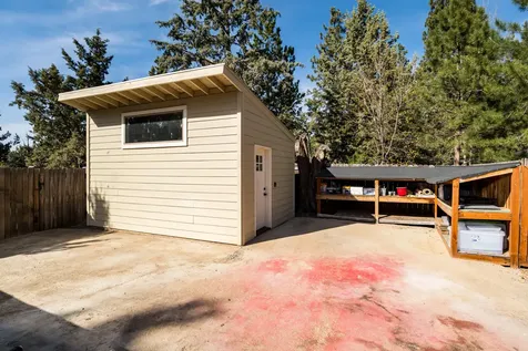 2742 NW Scandia Loop Bend OR 97703