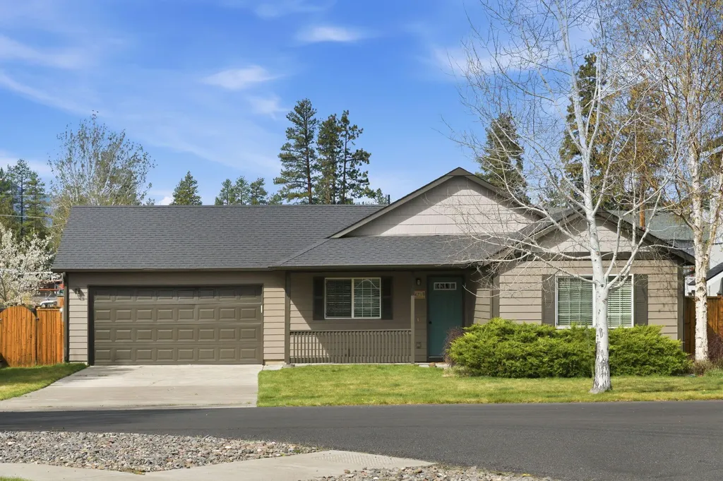 471 N Songbird Street Sisters OR 97759