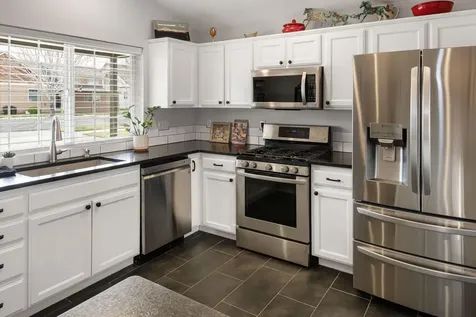 471 N Songbird Street Sisters OR 97759
