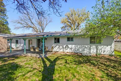 2764 Ruth Drive Medford OR 97504