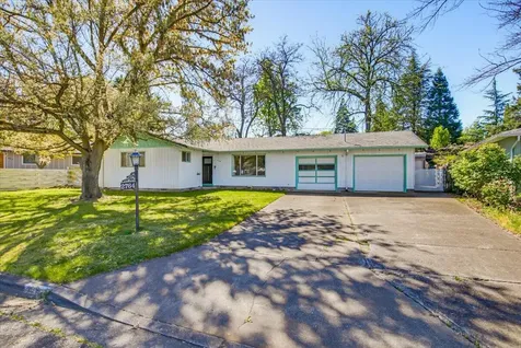 2764 Ruth Drive Medford OR 97504
