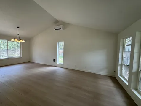 2014 NE Taylor Court Bend OR 97701