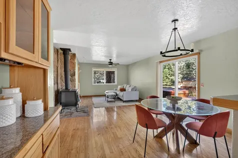 60596 Springtree Court Bend OR 97702
