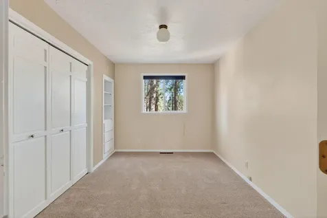 60596 Springtree Court Bend OR 97702
