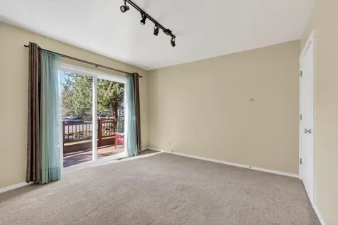 60596 Springtree Court Bend OR 97702
