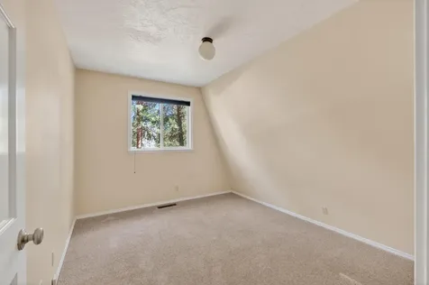 60596 Springtree Court Bend OR 97702
