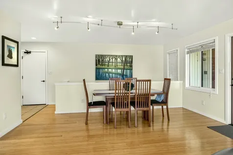 1927 Tamarack Place Ashland OR 97520