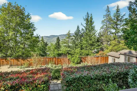 1927 Tamarack Place Ashland OR 97520