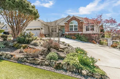 3910 Cherry Lane Medford OR 97504