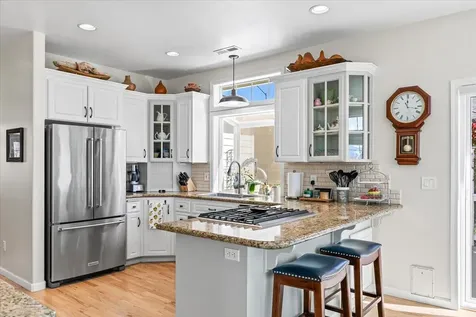 3910 Cherry Lane Medford OR 97504