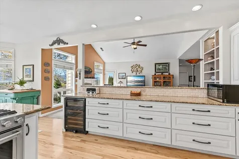 3910 Cherry Lane Medford OR 97504