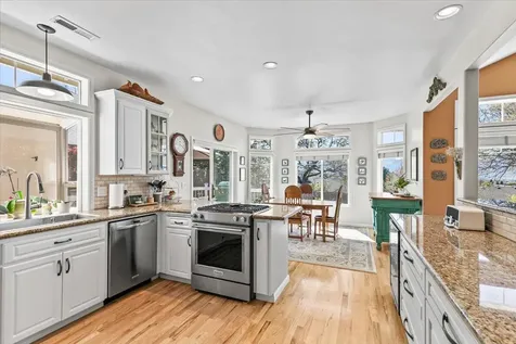 3910 Cherry Lane Medford OR 97504