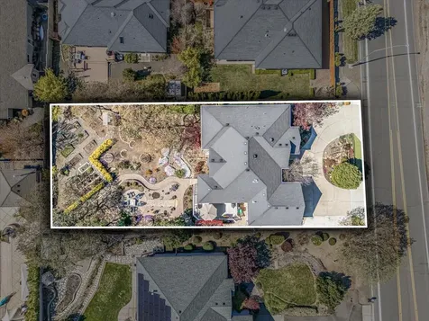 3910 Cherry Lane Medford OR 97504