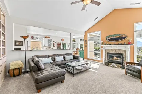 3910 Cherry Lane Medford OR 97504
