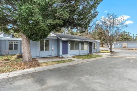 1700 NE Wells Acres Bend OR 97701
