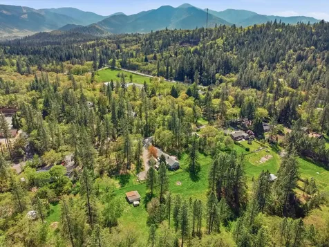 200 Humberd Lane Grants Pass OR 97527
