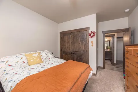 923 E Desperado Trail Sisters OR 97759