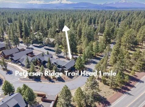 923 E Desperado Trail Sisters OR 97759