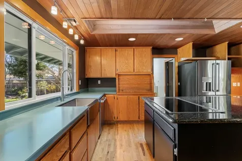 722 NW Sandy Drive Grants Pass OR 97526