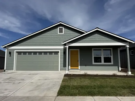 604 NE Mitchell Street Madras OR 97741