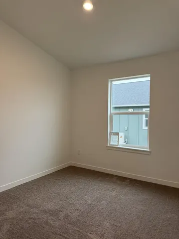 604 NE Mitchell Street Madras OR 97741