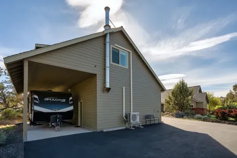 7170 NW River Springs Road Redmond OR 97756