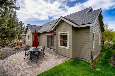 7170 NW River Springs Road Redmond OR 97756