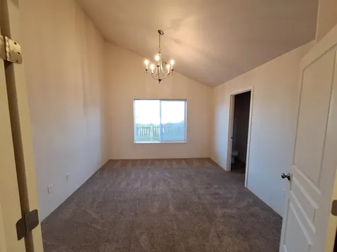 1537 Hartell Street Medford OR 97504