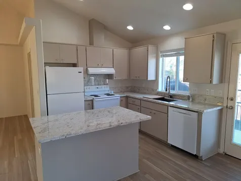 1537 Hartell Street Medford OR 97504