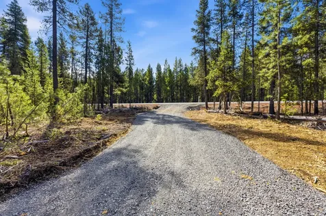 17717 Highway 58 Crescent Lake OR 97733