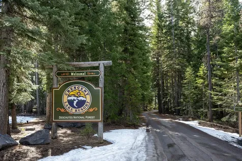 17717 Highway 58 Crescent Lake OR 97733