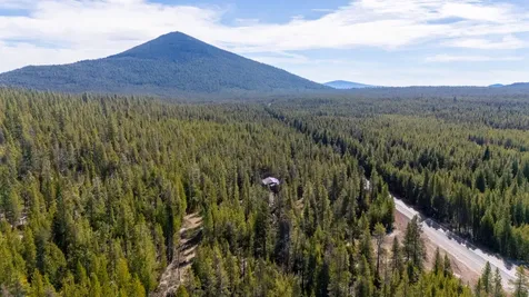 17717 Highway 58 Crescent Lake OR 97733