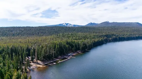 17717 Highway 58 Crescent Lake OR 97733