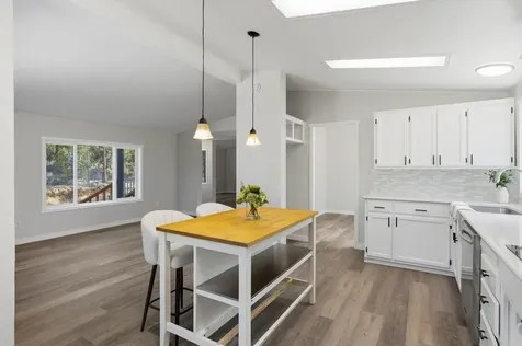 17717 Highway 58 Crescent Lake OR 97733