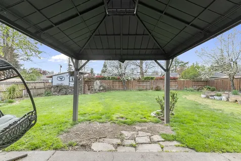 324 Stanley Avenue Medford OR 97504