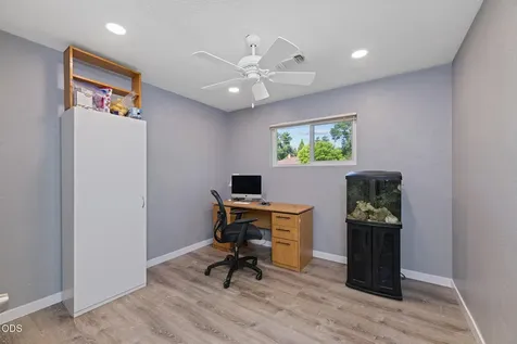 324 Stanley Avenue Medford OR 97504