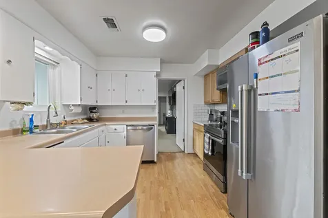324 Stanley Avenue Medford OR 97504
