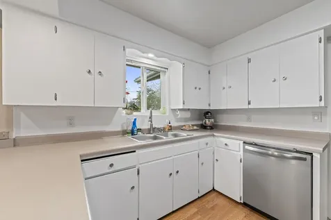 324 Stanley Avenue Medford OR 97504