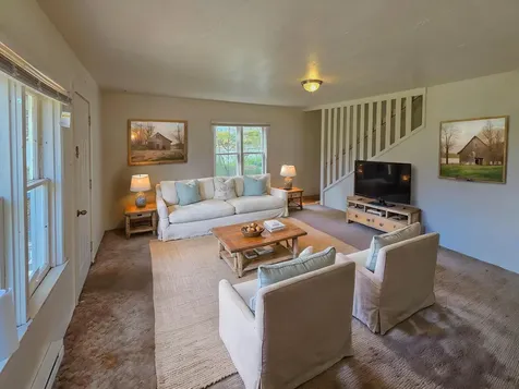 814 NW C Street Grants Pass OR 97526