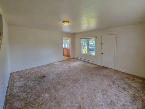 814 NW C Street Grants Pass OR 97526