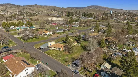 2181 Kiln Street Klamath Falls OR 97601